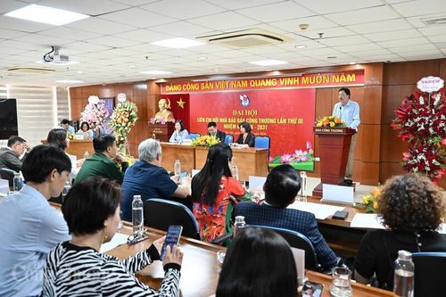 Chùm ảnh: Đại hội Liên Chi hội Nhà báo Báo Công Thương lần thứ III