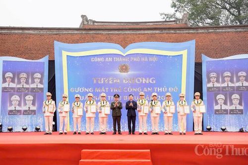 Hà Nội: Tuyên dương 10 gương mặt trẻ Công an Thủ đô tiêu biểu