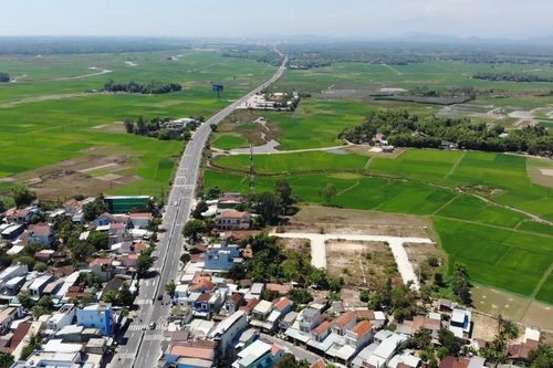 Thiết thực hỗ trợ ngư dân vươn khơi bám biển