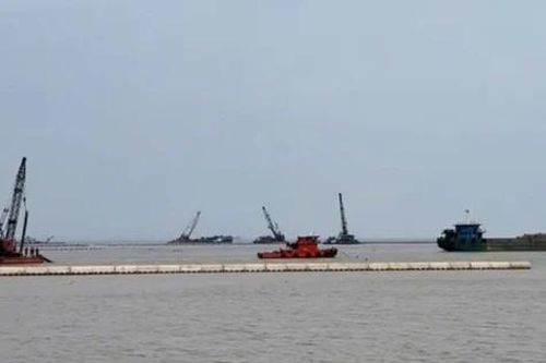 Đồng Tháp: Phê duyệt khai thác khoáng sản thu hồi từ dự án nạo vét luồng hàng hải trên sông Tiền