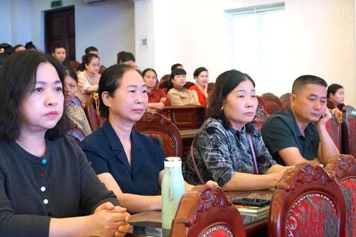 Gần 400 hộ kinh doanh được tập huấn chính sách thuế tại phường Nghĩa Lộ
