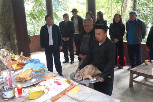 Si Ma Cai tổ chức lễ cúng rừng