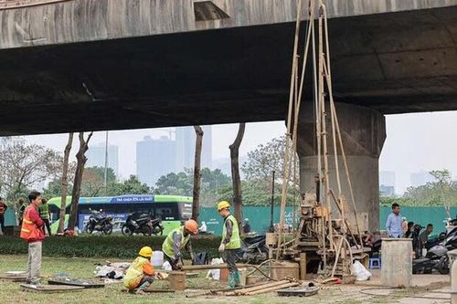 Hà Nội điều chỉnh giao thông Đại lộ Thăng Long phục vụ thi công tuyến metro số 5