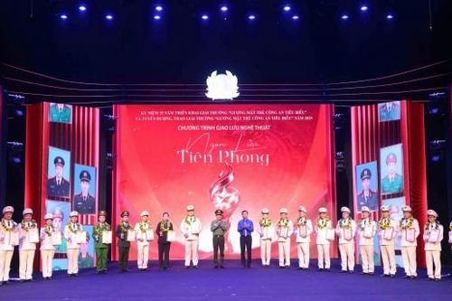 Vinh danh 20 Gương mặt trẻ Công an tiêu biểu năm 2025