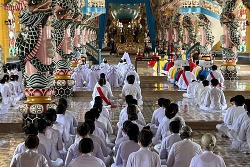 Bóc trần luận điệu bóp méo sự thật và đánh tráo khái niệm về tình hình tự do tôn giáo ở Việt Nam (bài 1): Thêm một báo cáo sai lệch của Ủy ban Tự do tôn giáo quốc tế Mỹ