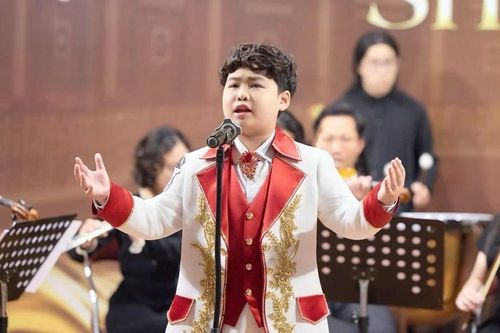 Giọng ca opera 14 tuổi Dương Đức Hải ghi dấu ấn ở cả Opera và học thuật