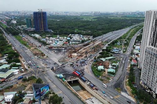 Lãnh đạo TPHCM chỉ đạo 'nóng' loạt dự án hạ tầng