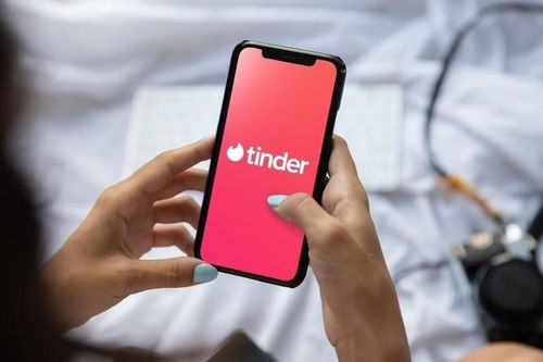 Tính năng khiến Tinder trở nên nguy hiểm