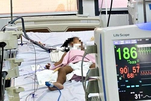 2 ngày sốt không giảm, bé gái suýt mất mạng vì chẩn đoán bất ngờ