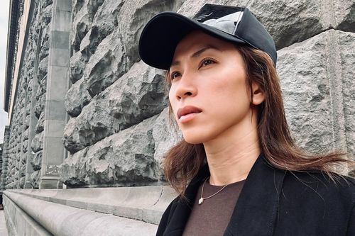 Lộ Lộ tiễn đưa chồng