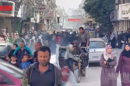 Người dân Dải Gaza đón lễ Eid trong gian khó, cửa khẩu Rafah mở hạn chế