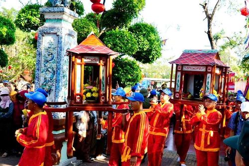 Rộn ràng lễ hội Chùa Bà - Cảng thị Nước Mặn