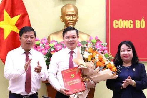 Ông Đỗ Hữu Huy làm Bí thư Đảng ủy UBND tỉnh Đắk Lắk