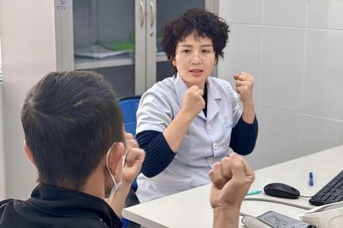 Đề xuất từ năm 2026 khám sức khỏe định kỳ miễn phí cho người yếu thế