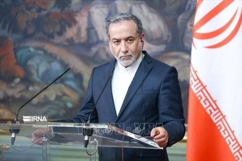 Iran đẩy mạnh ngoại giao khu vực
