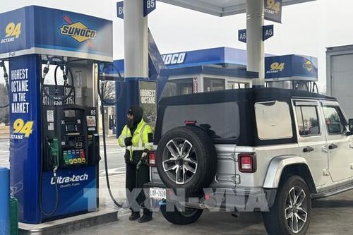 Giá xăng tại Mỹ có thể tái lập mốc 4 USD/gallon