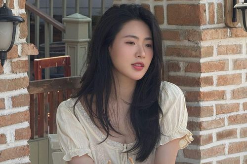Ngẩn ngơ với nhan sắc dịu dàng của nữ chính phim Không giới hạn