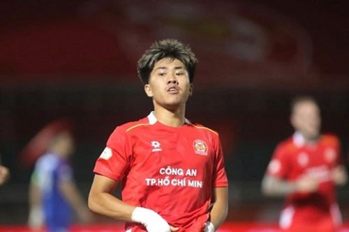 Khoa Ngô ghi bàn quyết định giúp CA TP.HCM đánh bại Đồng Nai tại tứ kết Cúp Quốc gia