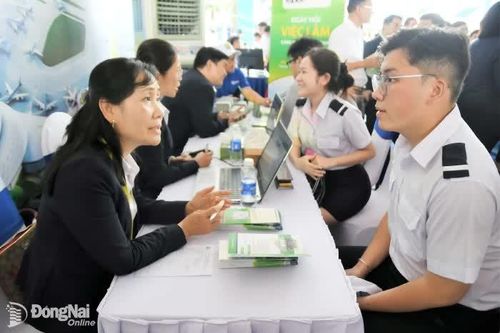 Đào tạo nhân lực phục vụ các dự án trọng điểm