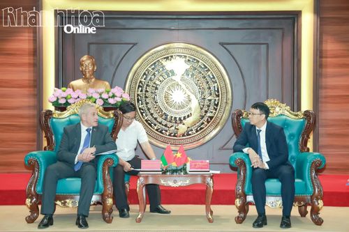 Phó Chủ tịch UBND tỉnh Nguyễn Thanh Hà tiếp Đại sứ Cộng hòa Belarus tại Việt Nam