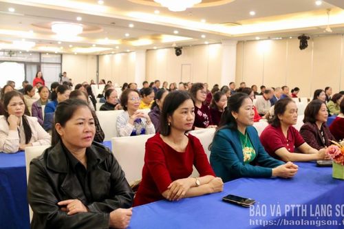 Nói chuyện chuyên đề 'Xây dựng và giữ gìn hạnh phúc gia đình'