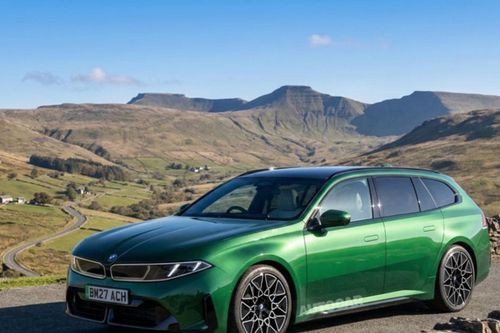 BMW i3 Touring: Xe điện gia đình thế hệ mới với tầm vận hành gần 900 km
