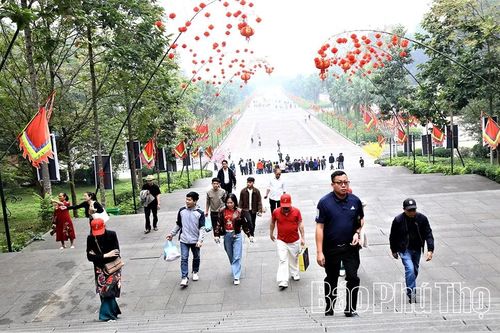 Tích cực chuẩn bị tổ chức Giỗ Tổ Hùng Vương