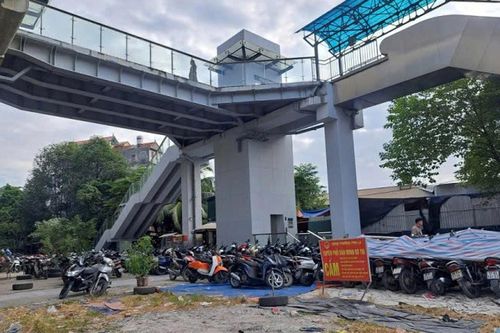 Hà Nội yêu cầu xử lý dứt điểm bãi xe tự phát quanh ga metro Cát Linh - Hà Đông
