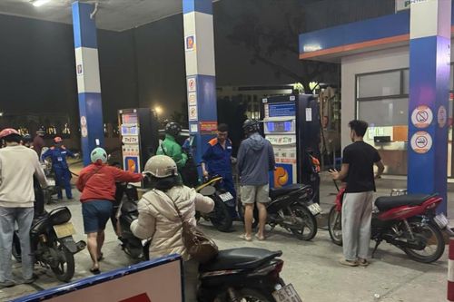 Giảm chi Quỹ bình ổn, giá xăng vượt 30.000 đồng/lít