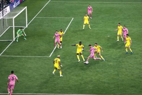 Messi và những cột mốc bàn thắng lịch sử: Từ bàn đầu tiên đến cột mốc 900