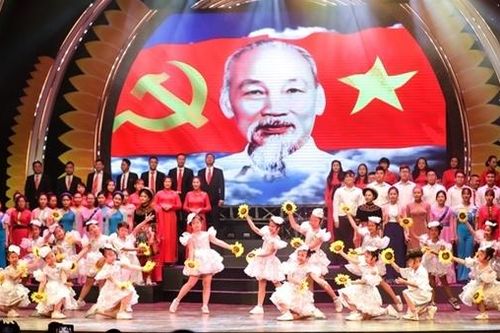 Nêu gương – mệnh lệnh từ niềm tin của nhân dân trong kỷ nguyên vươn mình