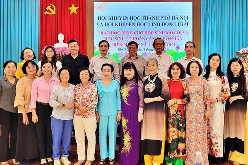 Hội Khuyến học Hà Nội và Đồng Tháp gắn kết, trao đổi kinh nghiệm xây dựng xã hội học tập