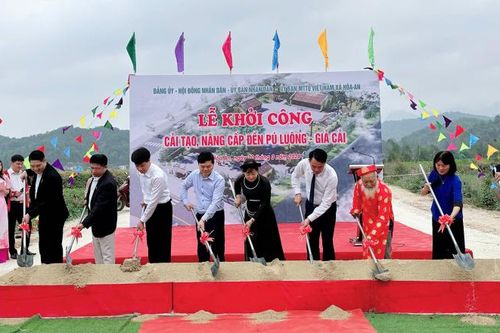Khởi công cải tạo, nâng cấp đền Pú Luông - Giả Cải