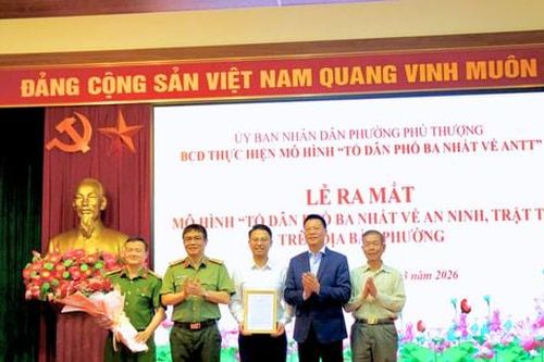 Ra mắt mô hình 'Tổ dân phố ba nhất về an ninh, trật tự' tại phường Phú Thượng