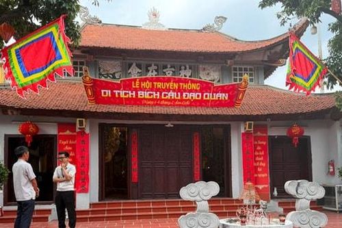 Phường Ô Chợ Dừa: Chú trọng công tác tuyên truyền trong việc tổ chức lễ hội