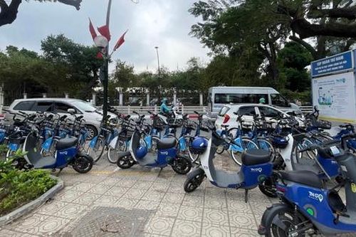 Xe đạp điện công cộng ở Hà Nội chưa thu hút được người dân sử dụng