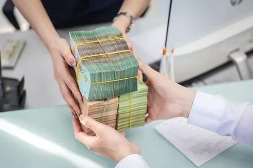 Hai tháng đầu năm, hơn 5,7 triệu tỷ đồng chảy vào ngân hàng phía Nam