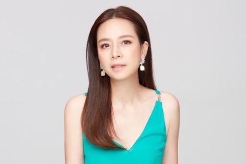 Madam Pang trẻ trung khó tin