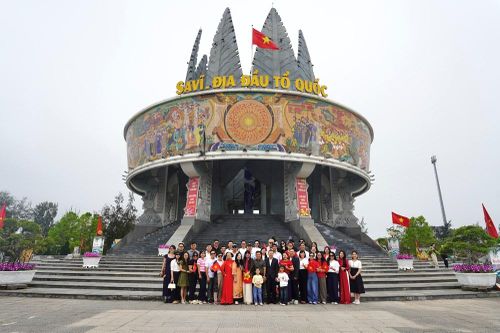 Hành trình lan tỏa yêu thương từ địa đầu Tổ quốc
