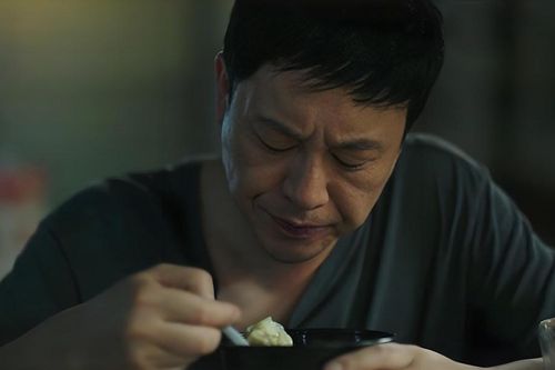 Khi cha mẹ già đi, đây là 3 điều khiến con cái hối tiếc nhất: Hiểu ra sớm để kịp báo hiếu!
