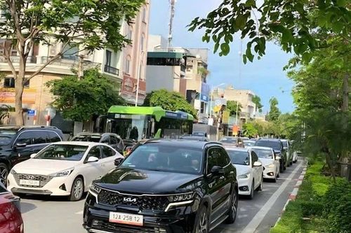 Hà Nội điều chỉnh tổ chức giao thông nút giao Cổ Linh-Đàm Quang Trung phục vụ thi công hầm chui