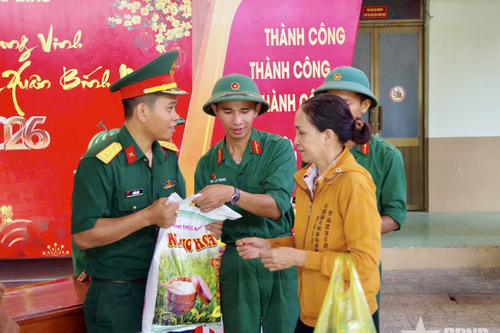 Lan tỏa yêu thương từ 'Phiên chợ 0 đồng'