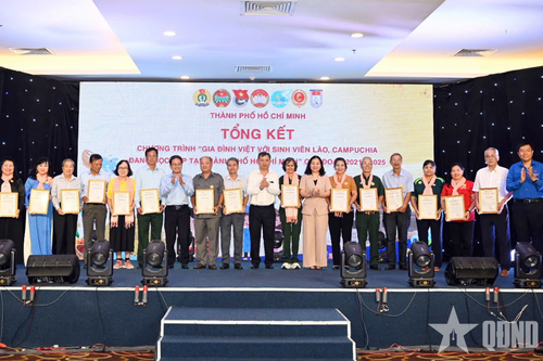 TP Hồ Chí Minh: Phát huy hiệu quả chương trình gia đình Việt với sinh viên Lào, Campuchia
