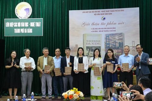Ra mắt hai ấn phẩm về văn hóa, con người Đà Nẵng