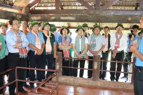 Ấm áp 'gia đình thứ hai' của sinh viên Lào, Campuchia tại TPHCM