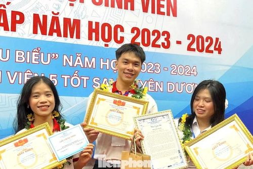 Nhiệt huyết của nam sinh viên 5 tốt