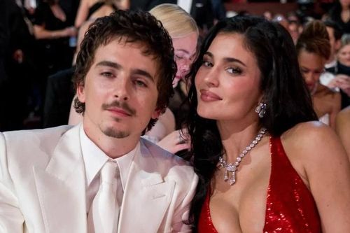 Ai cứu được Timotheé Chalamet
