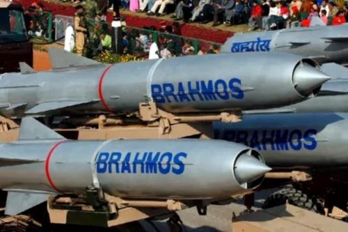 Tên lửa BrahMos-A 800km 'bắn rồi quên', xuyên thủng phòng không, 'thay đổi cuộc chơi'