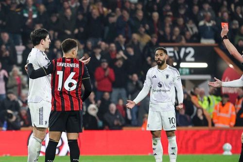 'Khẩu chiến' căng thẳng sau trận M.U hòa tiếc nuối trước Bournemouth