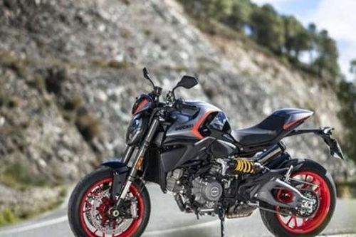 'Quái thú ' Ducati Monster 2026 lột xác với phiên bản mới cực chất